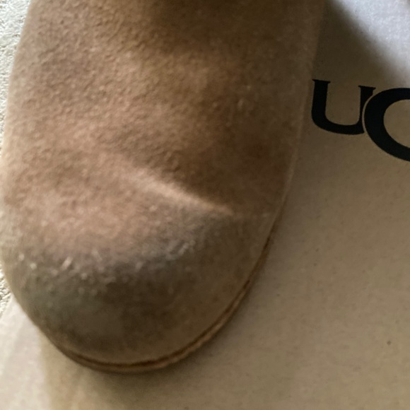 UGG Boots Shearling -Fair Condition - Picture 8 of 16